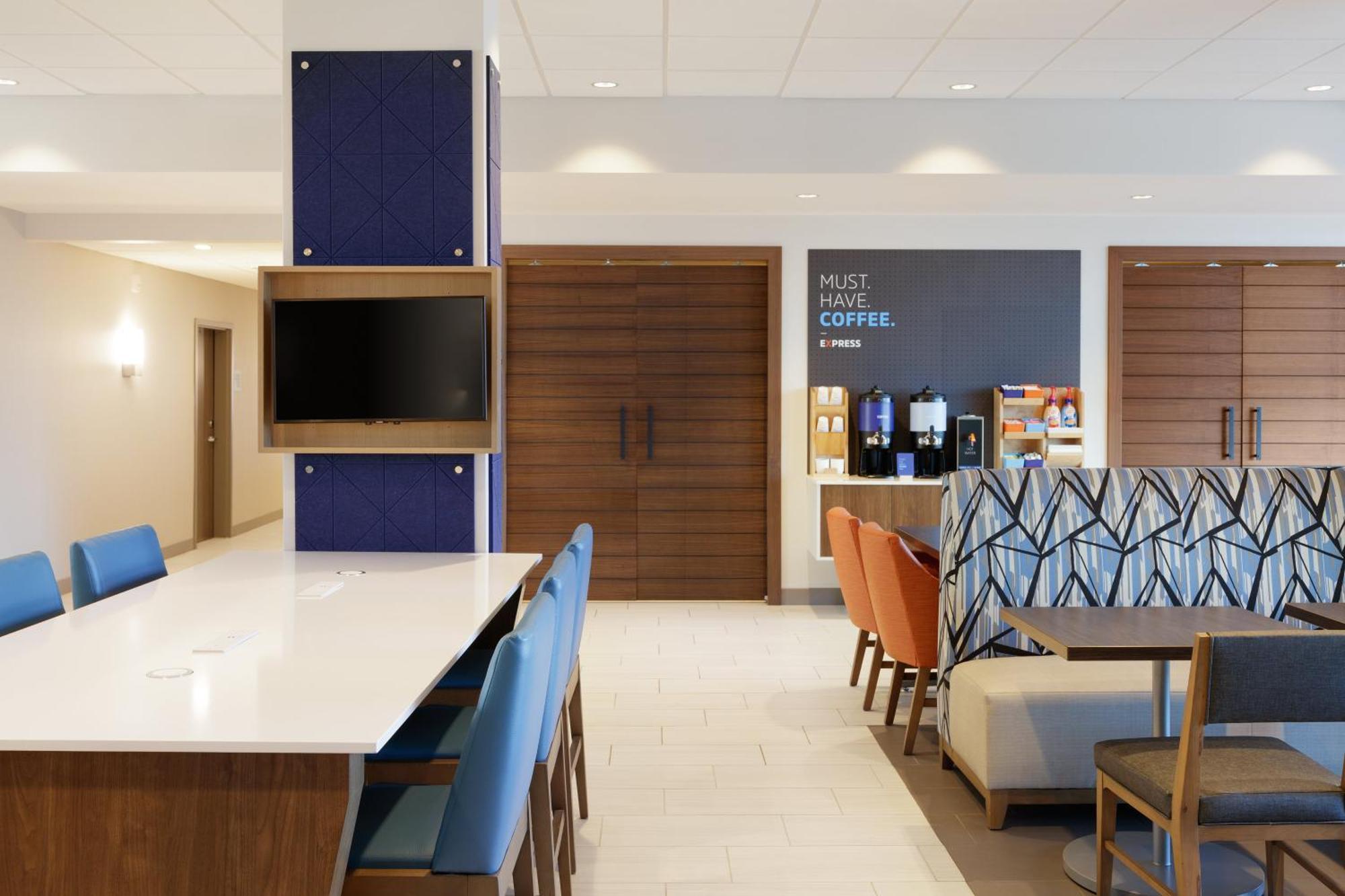 Holiday Inn Express & Suites Memphis East By Ihg Exterior foto